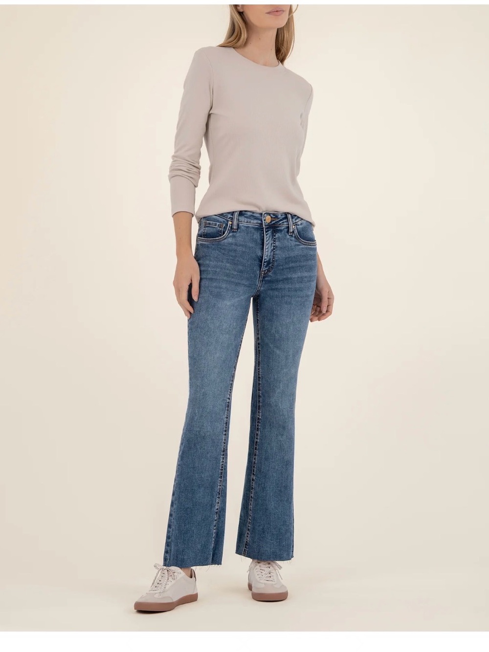 NWT Kut from the Kloth Kelly High Rise Kick Flare Petite
